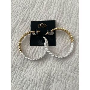 NWT Gold and White Chain Hoop Earrings